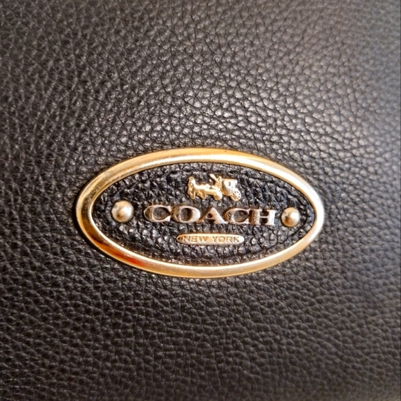 Coach Large Pebbled Leather Scout Hobo Bag - Picture 4 of 16